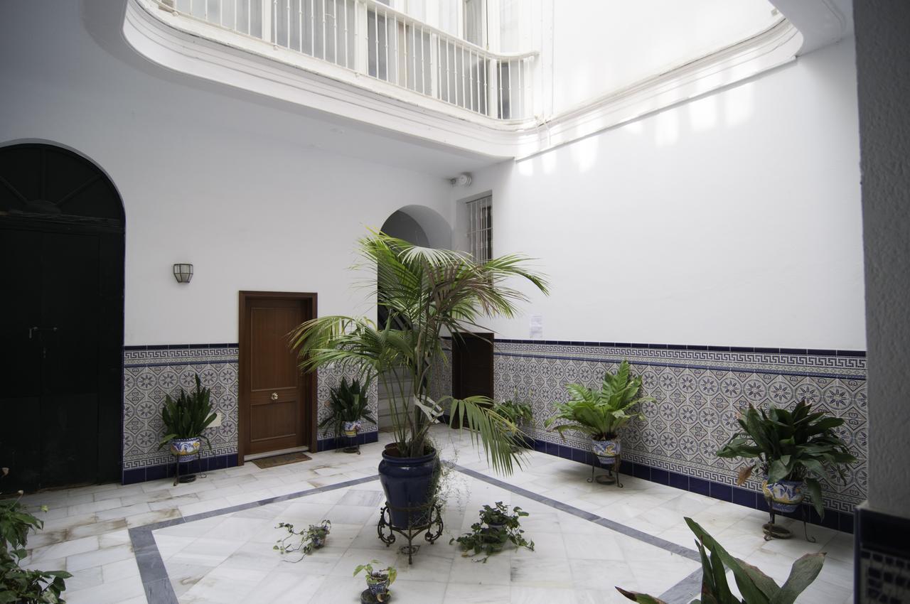 Catedral Cadiz Apartment ภายนอก รูปภาพ