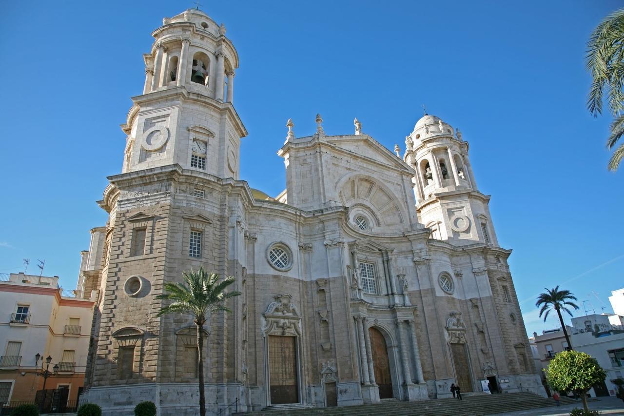 Catedral Cadiz Apartment ภายนอก รูปภาพ